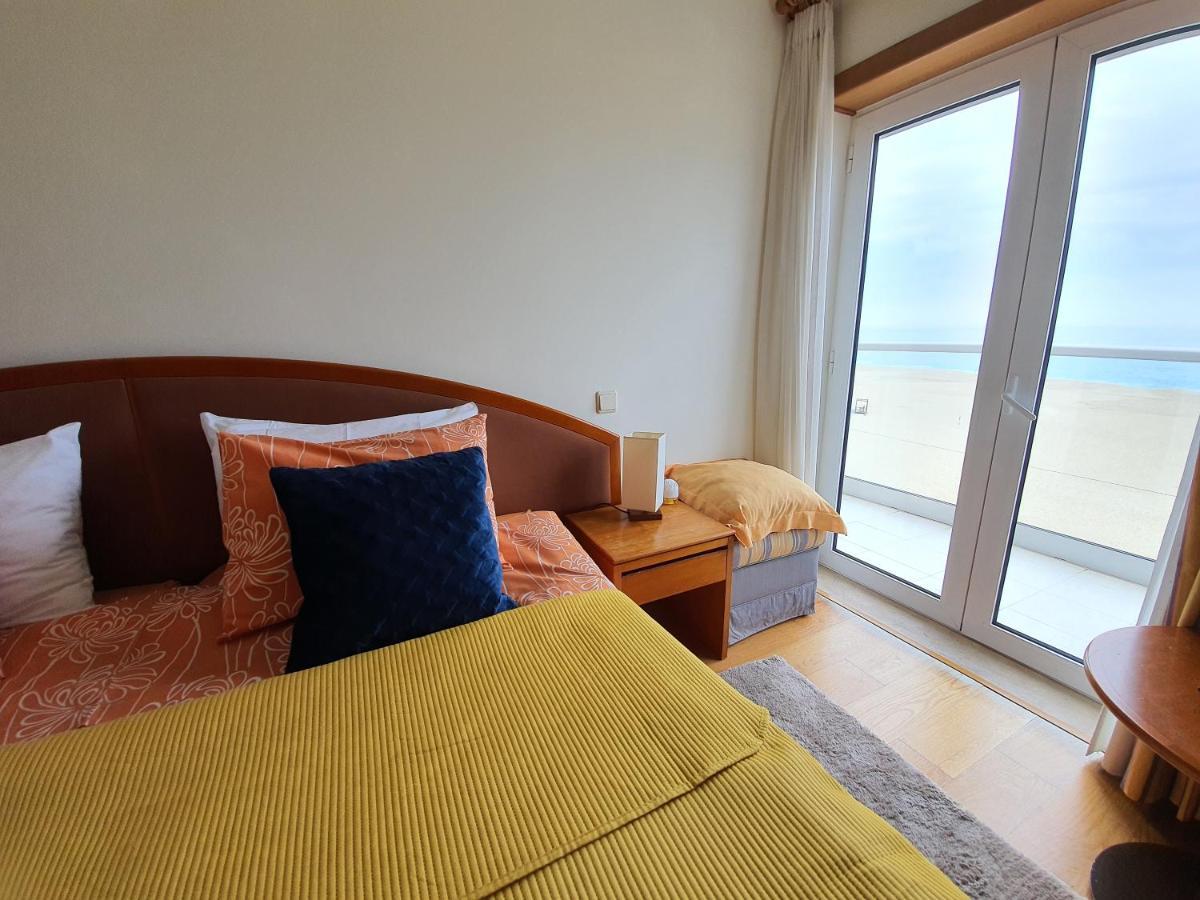 Nazare Apartamento Em Frente Ao Mar Eksteriør bilde