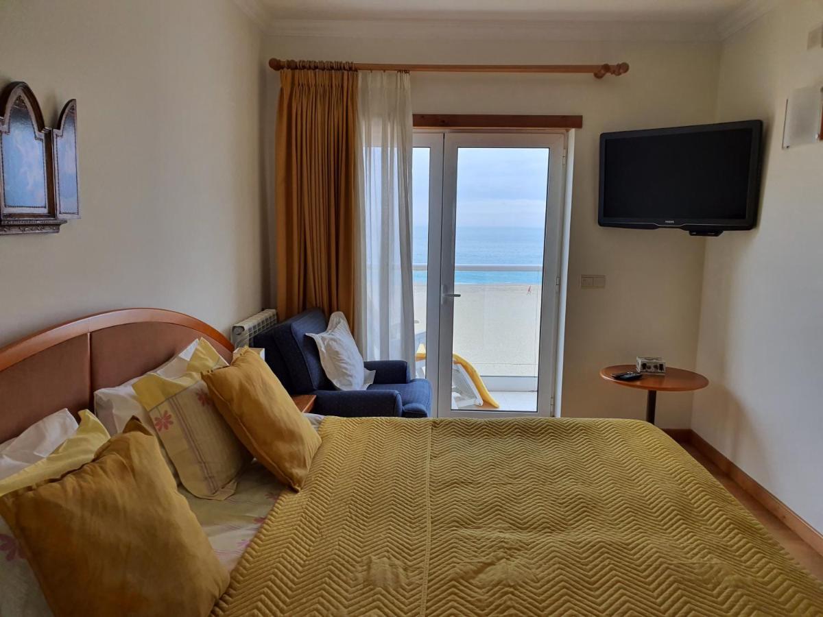 Nazare Apartamento Em Frente Ao Mar Eksteriør bilde